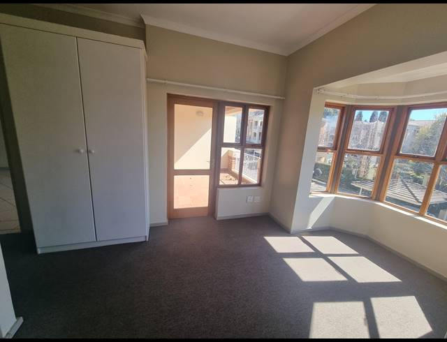 2 BEDROOM APARTMENT RENTED IN BRYANSTON